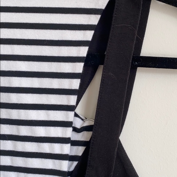 2/$40 LF Crop Top - Picture 4 of 5